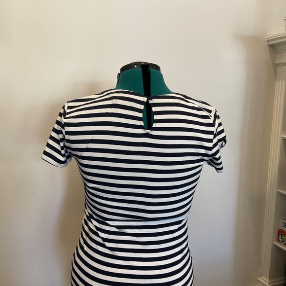 Used but in good condition stripped dress from French Connection - Picture 3 of 9
